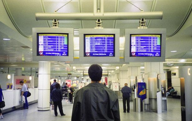 乐鱼官方站页面登录入口嵌入式电脑在乘客信息显示系统中的应用